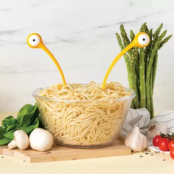 OTOTO Pasta Monsters Serving Spoons Set - Must punaste detailidega, toidukvaliteediga nailon, 2-osalised ühendatavad tangid