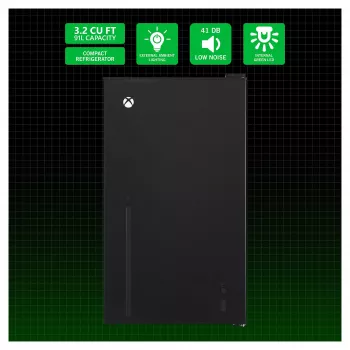 UKONIC Xbox 91L kompaktne külmik sügavkülmikuga