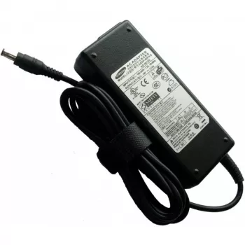 Samsung BA44-00215A 90W 19V AC toiteadapter sülearvutile - Must