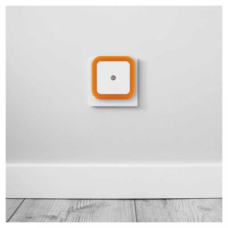 ENTAC Night Light 0.5W Square Warm White Orange Dusk Sensor