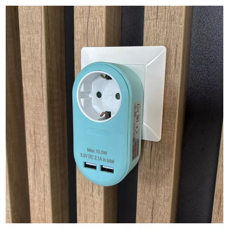 ENTAC Pistikupesa adapter 2x USB-A sinine