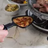 Giles & Posner EK1872GV2VDE Lauapealne Kiviga Raclette Grill - 1200W, 8-le inimesele, Must/Hall