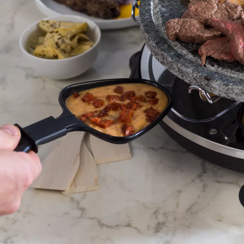 Giles & Posner EK1872GV2VDE Lauapealne Kiviga Raclette Grill - 1200W, 8-le inimesele, Must/Hall