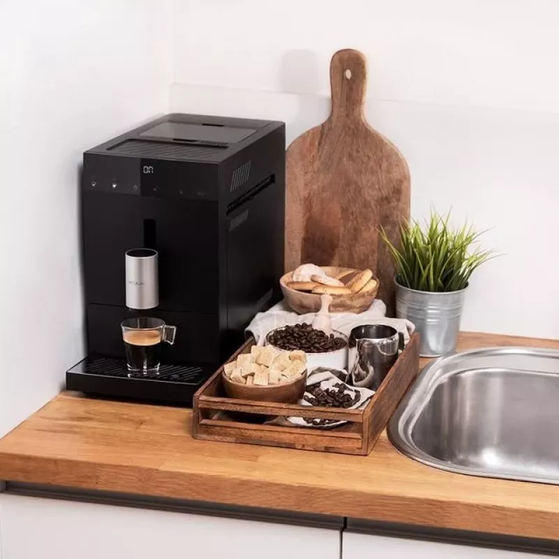 Cecotec Cremmaet Compact New espressomasin