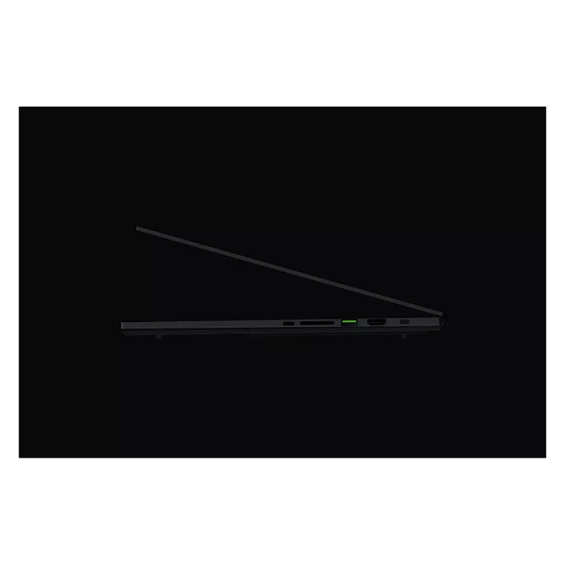Razer Blade 16 - 16-tolline QHD+ 240Hz OLED-ekraan, Intel Core Ultra 9 386H, 64GB RAM, 2TB SSD, NVIDIA GeForce RTX 5090, Windows 11
