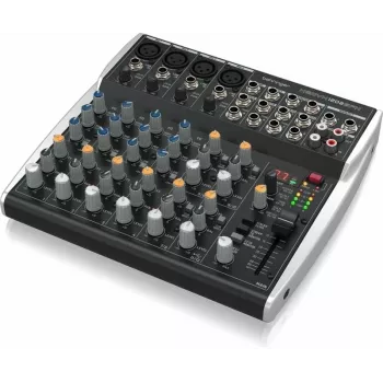 Behringer XENYX 1202SFX Analoogmikser 12 sisendiga ja KLARK TEKNIK FX-efektidega