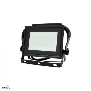 KAFLER KASTEL 2 LED prožektor 30W 6500K 2550lm IP65 Must Kaasaskantav 1,5m
