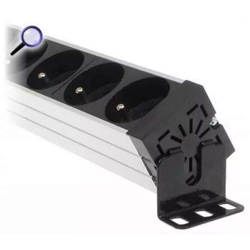 DELTA PD-7K/RACK 7-pistikupesaga Schuko toiteplokk 1U riiulikinnitus 230V 10A 2300W 3m kaabel must
