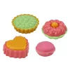 LEAN TOYS Teekomplekt kohvris - 15-osaline tinast lauanõude komplekt tasside, taldrikute, koogialuse ja serveerimisaluse - roosa, sinine, valge lilleline disain - kaasaskantav rollimängumäng lastele alates 3. eluaastast