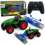 LEAN TOYS RC Roheline Traktor Rulli ja Talunikuga 1:24 Kaugjuhitav
