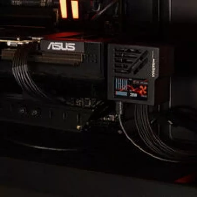 Thermal Grizzly WireView Pro II GPU juhtmega energiatarbimise monitor OLED-ekraaniga