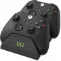 Venom Twin dokkijaam Xbox Series X|S ja Xbox One jaoks - kahe kontrolleri laadija 2x NiMH 850 mAh laetava akuga - LED-indikaatorid - must