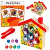 LEAN TOYS Puidust mesitaru osavusmäng pintsettide ja 6 mesilasega - Hariv motoorsete oskuste mäng vanusele 3+
