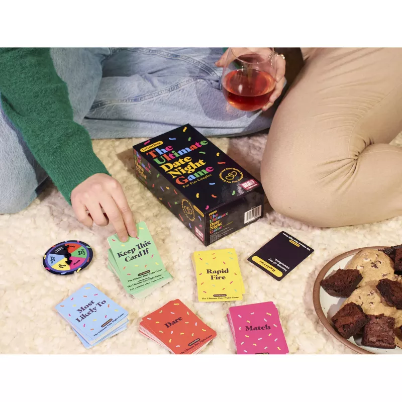 Just Play Let's Get Deep – Ultimate kohtinguõhtu mäng, 400 vestluskaarti paaridele, 3 taset: jäämurdja, sügav, sügavam, 2+ mängijat, vanusele 17+