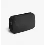 UNIQ Denver Tech Kit Pouch 2.5L Must - Veekindel tehnikaorganisaator mitme lahtriga
