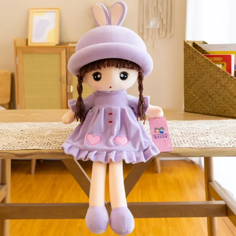 LEAN TOYS Kaltsunukk Pehme Plüüs Lilla Kleit Volangidega 45cm