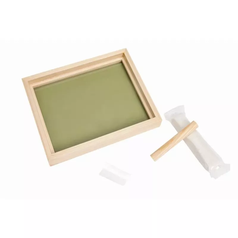 Baby Art Pure Frame puidust mälestusesemete komplekt beebi käe- või jalajäljendi jaoks