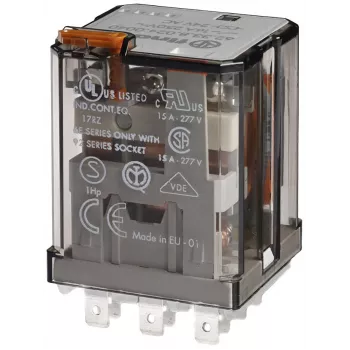 Finder 62.33.9.024.4300 pistikrelee 24 V DC 16 A 3 CO LED-i ja dioodiga