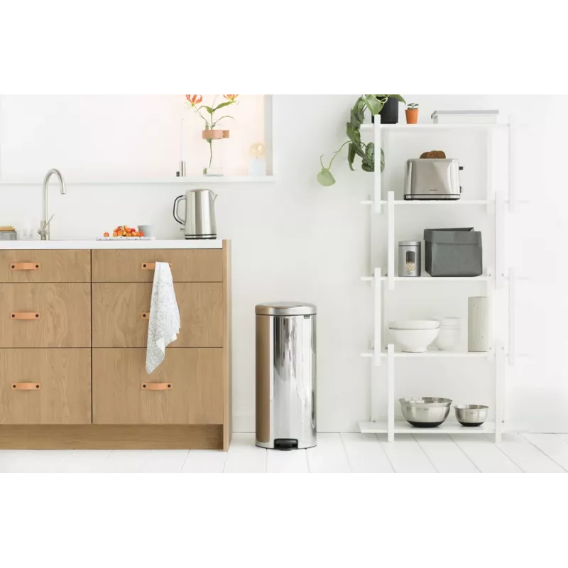 Brabantia NewIcon Pedaali Prügikast 30L Brilliant Steel