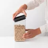 Brabantia Make & Take ristkülikukujuline toiduhoidja 1,6 L tumehall