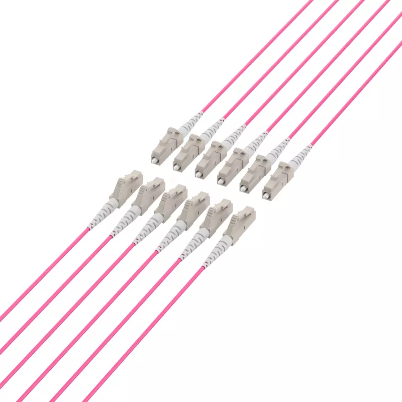 EFB Elektronik Trunk Cable U-DQ ZN BH OM4 12G 1x12 LC-LC 90m Dca LSZH - Fiiberoptiline kaabel - 90 m O8342S90OM4
