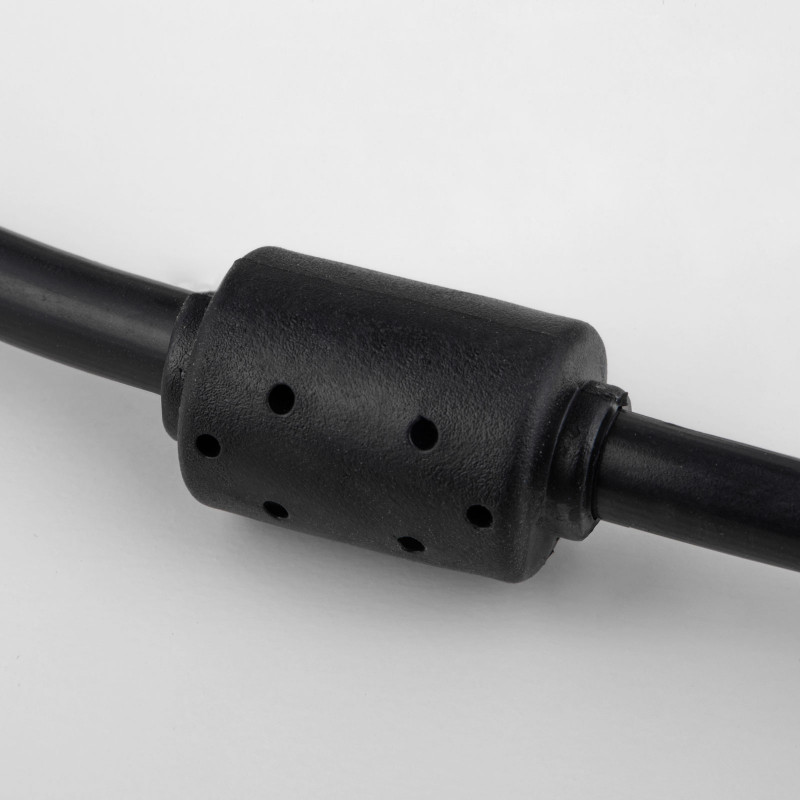Akyga AK-AV-14 VGA (M) - VGA (M) kaabel, D-Sub 15-pin, 5 m, must