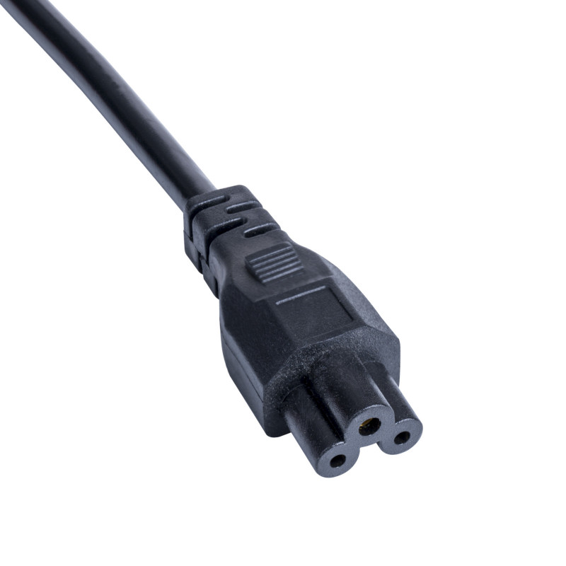 Akyga AK-AG-02A toitekaabel UK BS 1363 (G-tüüp) – IEC C5, CCA 3 x 0,5 mm², 1,5 m, must