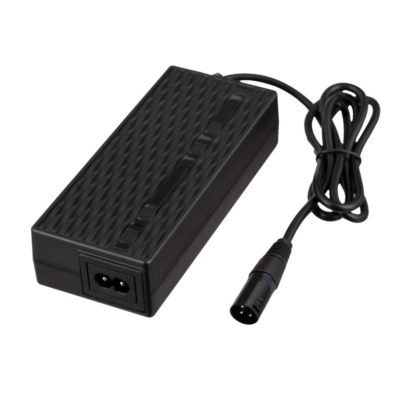 Akyga AK-EV-03 elektrijalgrataste ja -tõukerataste laadija 36 V akudele, 42 V / 2 A, 84 W, XLR 3-kontaktiline pistik, 1 m