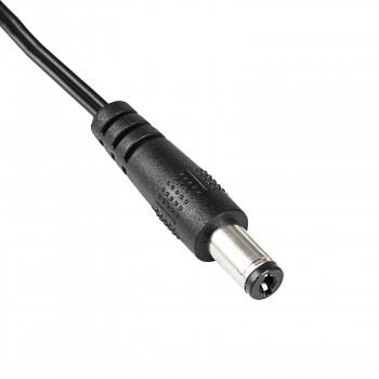 Akyga AK-TB-08 universaalne toiteadapter 5 V / 1 A 5 W, DC 5,5 x 2,1 mm, 1,4 m, must