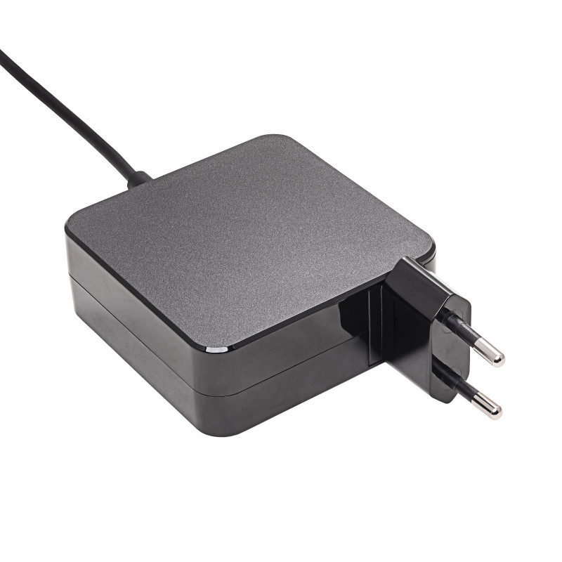 Akyga AK-ND-70 USB-C sülearvuti toiteadapter, 65 W, Power Delivery, 5-20 V / 3-3,25 A, 1,2 m