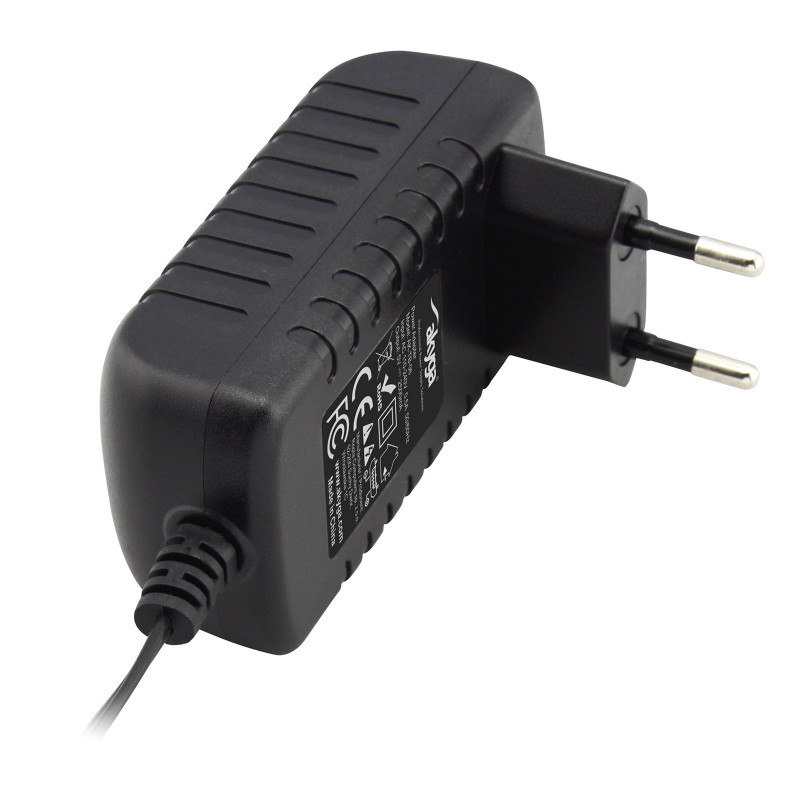 Universaalne toiteadapter Akyga AK-TB-06 5.0V / 2.5A 12.5W micro USB B 1.1m