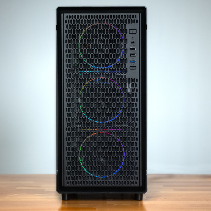 Kolink AM2 ARGB Midi Tower arvutikorpus, ATX, karastatud klaas, komplektis 4x 120 mm ventilaatorit, must