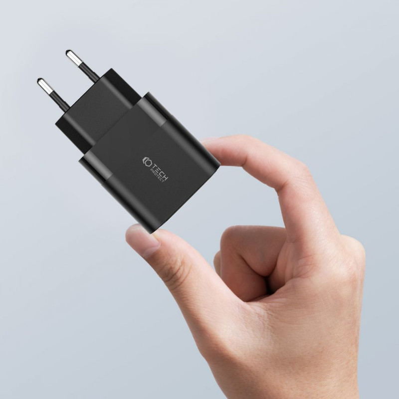Tech-Protect C30W 2-pordiline seinalaadija, USB-C PD 30W ja USB-A QC 3.0, must