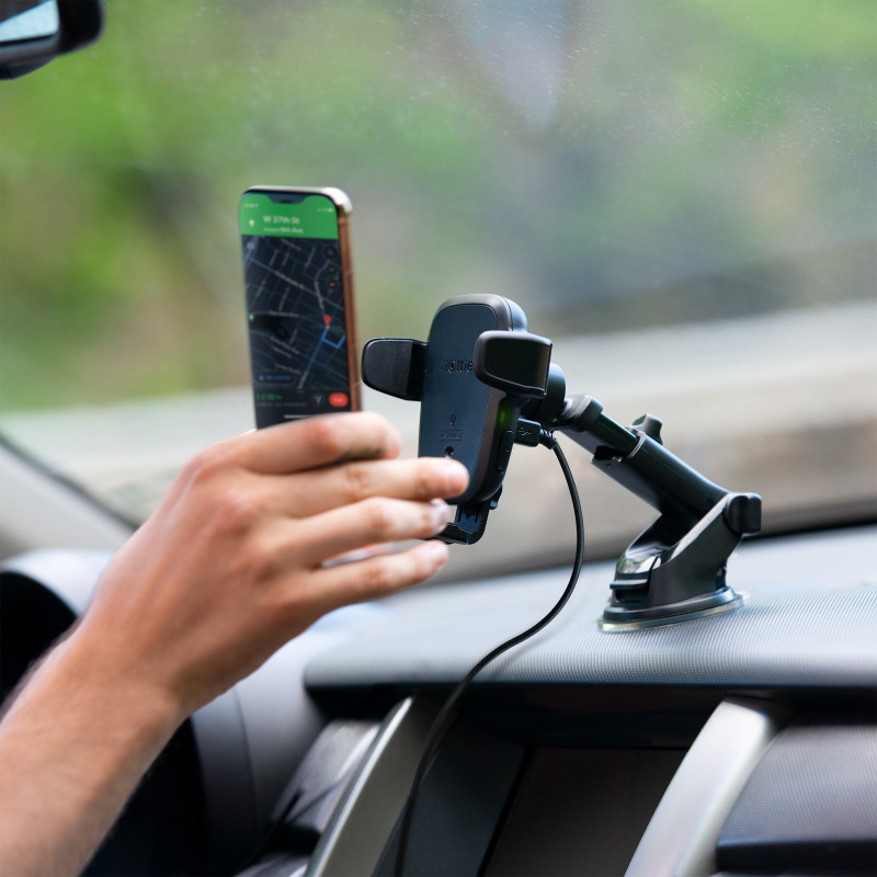 iOttie Auto Sense automaatanduriga juhtmega laadiv armatuurlaudkinnitus (7,5 W iPhone, 10 W Android)