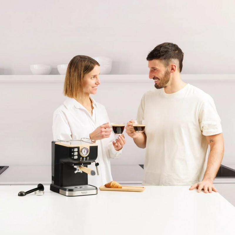 Taurus Onyx Moka 1050 W 20 baari puitkolvi stiilis espressomasin, puit/must/hõbedane