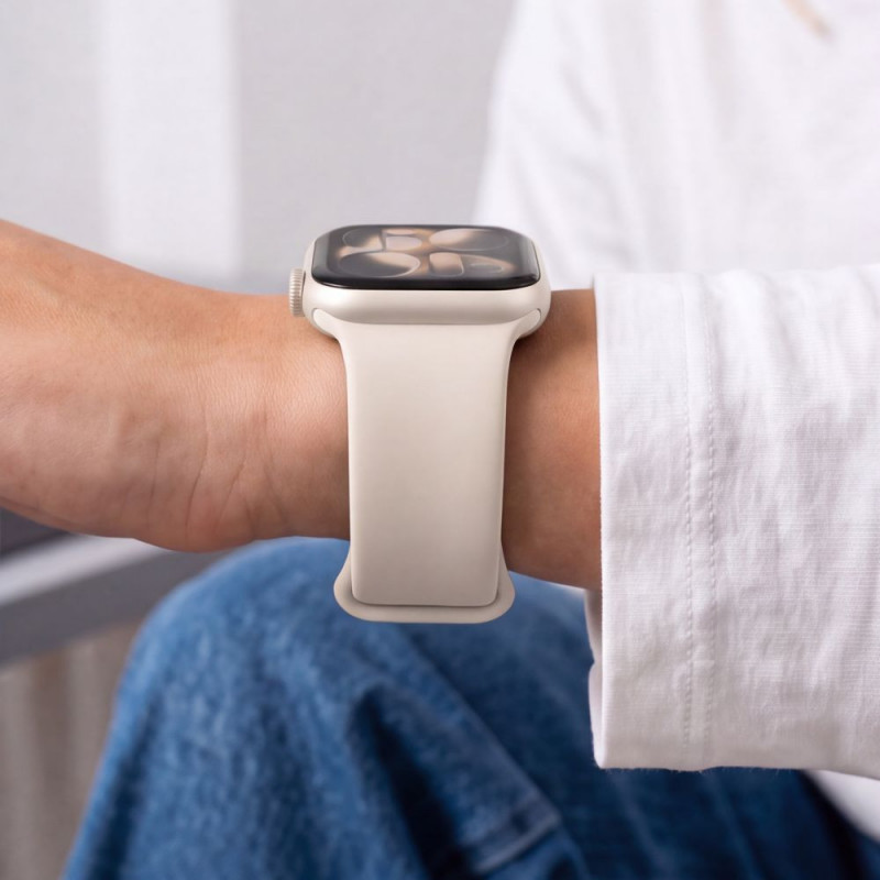 Tech-Protect silikoonist kellarihm Apple Watch 8 / 9 / 10 / 11 / 12 / SE / Ultra jaoks, 44/45/46/49 mm, Starlight