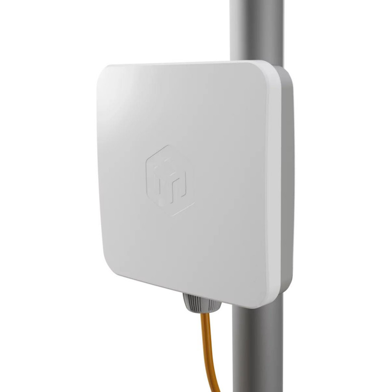 MikroTik SXTsq LTE4 Embedded Global LTE ruuter (EG25-G&SXTSQ)