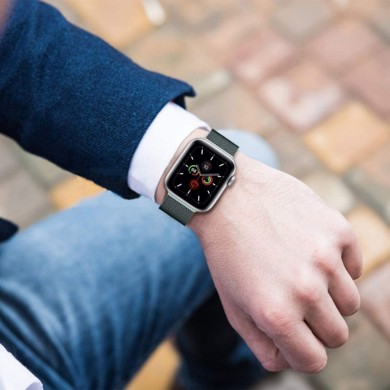 Tech-Protect MilaneseBand Apple Watch 4/5/6/7/SE 44/45 mm roostevabast terasest käevõru, hõbedane