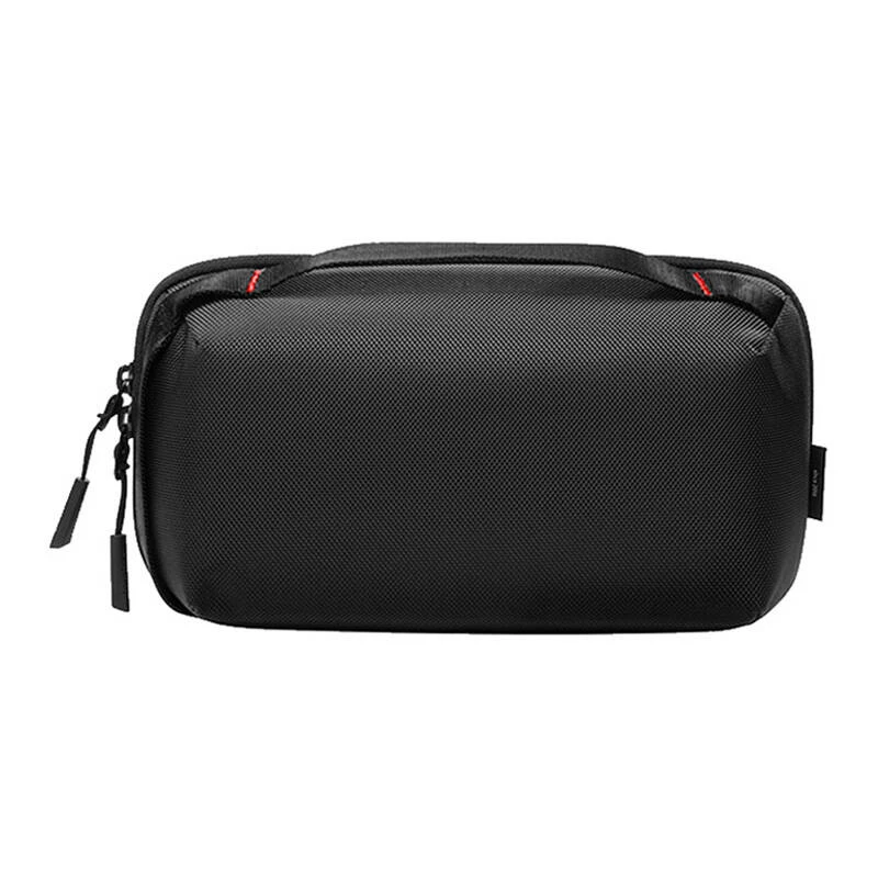 Tarvikukott 2.4L Tomtoc Navigator-T13 (Must)