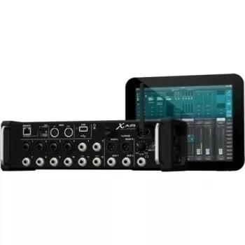 Behringer XR12 Audio Mixer 12 kanalit Must