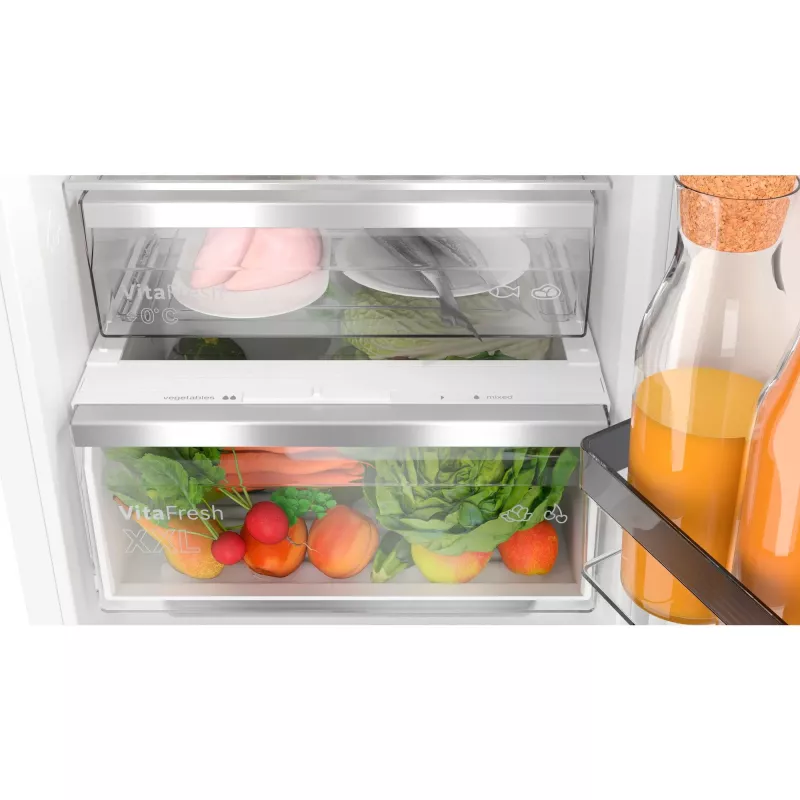 BOSCH KIN86ADD0 Sisseehitatud Külmik-Sügavkülmik VitaFresh ja NoFrost, 260 L, Energiaklass D, Valge