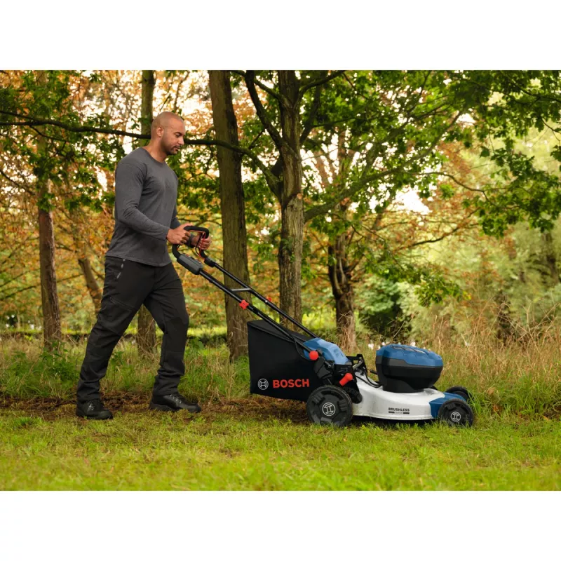 BOSCH POWERTOOLS Juhtmeta muruniiduk GRA 18V2-46SP Professional, 36V (2x18V), sinine, 2x 5,5 Ah liitiumioonaku, laadija