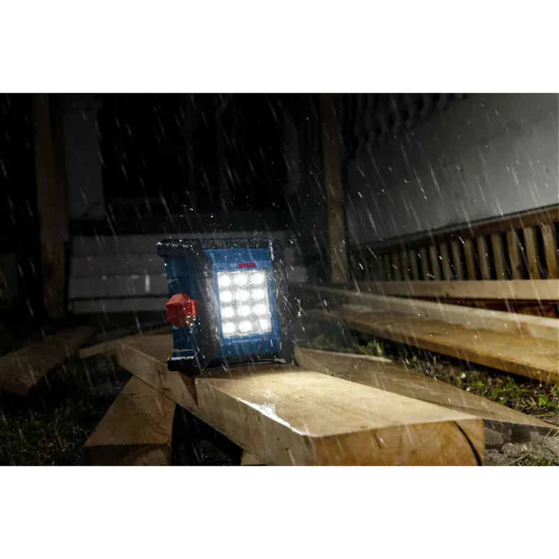 Bosch Professional GLI 18V-1500 juhtmeta töövalgusti (sinine/must, ilma akuta)