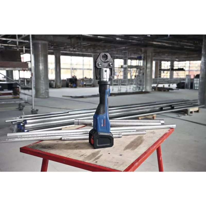 Bosch Professional GPT 18V-32 juhtmevaba pressimistööriist, ainutööriist, komplekt TH, 18V, sinine, ilma aku ja laadijata, 3 standardset TH pressimislõuga, L-BOXX kastis