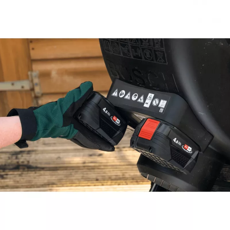 Bosch UniversalShredder Solo juhtmeta aiahakkur, 36V (2x18V), 40 mm oksa läbimõõt, 50L kogumiskast, roheline/must, ilma akuta (06008E0001)