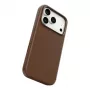 CARE by PanzerGlass Solo vegan-nahast ümbris pruun MagSafe'iga iPhone 17 Pro jaoks