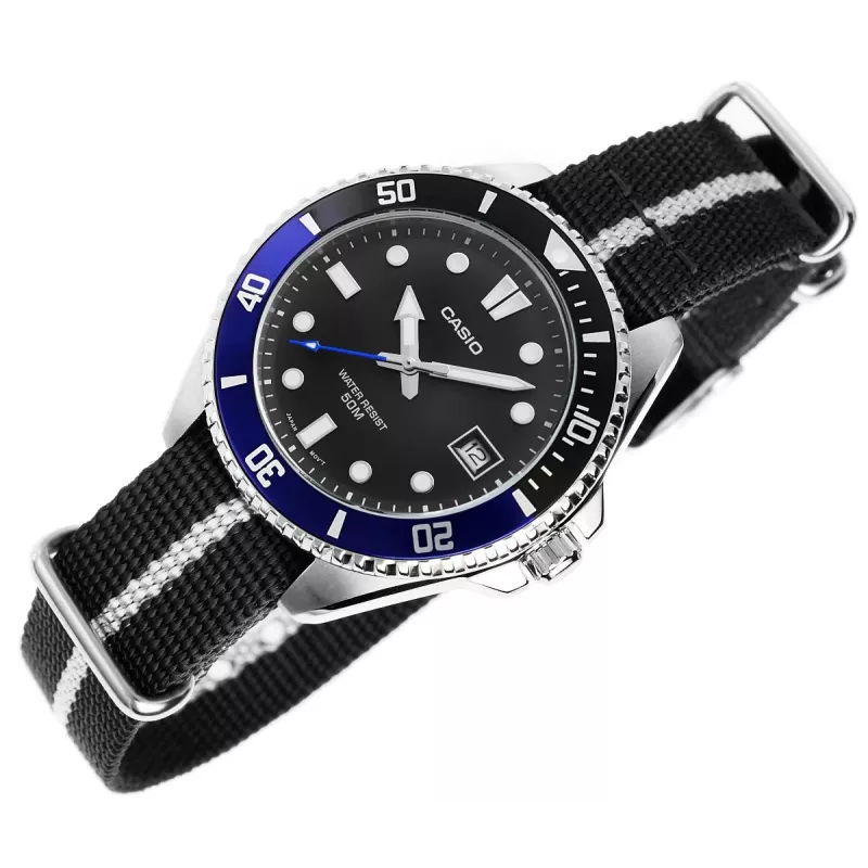 Casio MDV-10C-1A2VEF Meeste Sukelduja Kell Must Roostevaba Teras Vaik