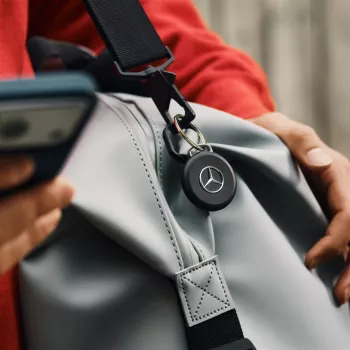 Chipolo LOOP Mercedes – laetav Bluetooth-jälgija silikoonaasaga iOS-ile ja Androidile, must