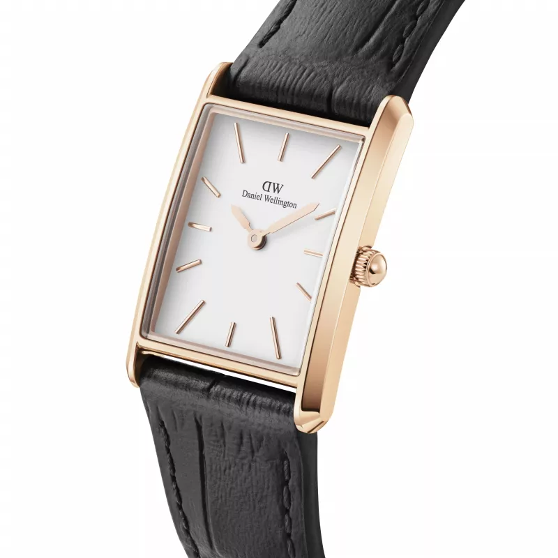 DANIEL WELLINGTON Quadro naiste käekell 32mm roosakuldne roostevaba teras, munakoorevalge sihverplaat, must nahkrihm DW00100693