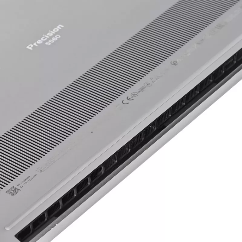 DELL Precision 5560 i7-11850H 32GB 512GB SSD 15,6 tolli FHD NVIDIA T1200 US QWERTY Win11 Pro Kasutatud